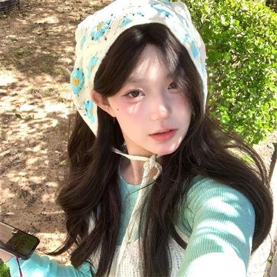 蒙娜丽莎与血月亮